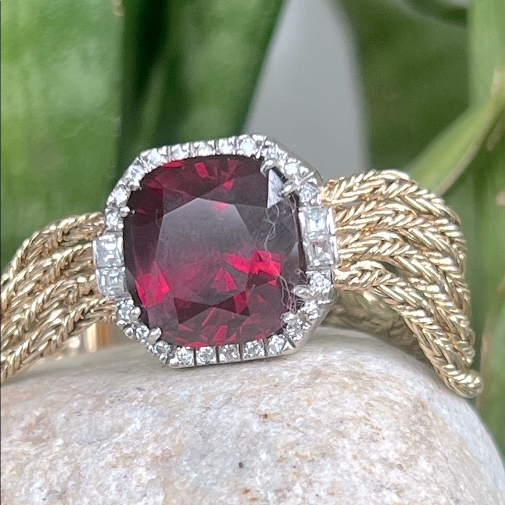 14 karat gold, diamond and rhodolite Bracelet